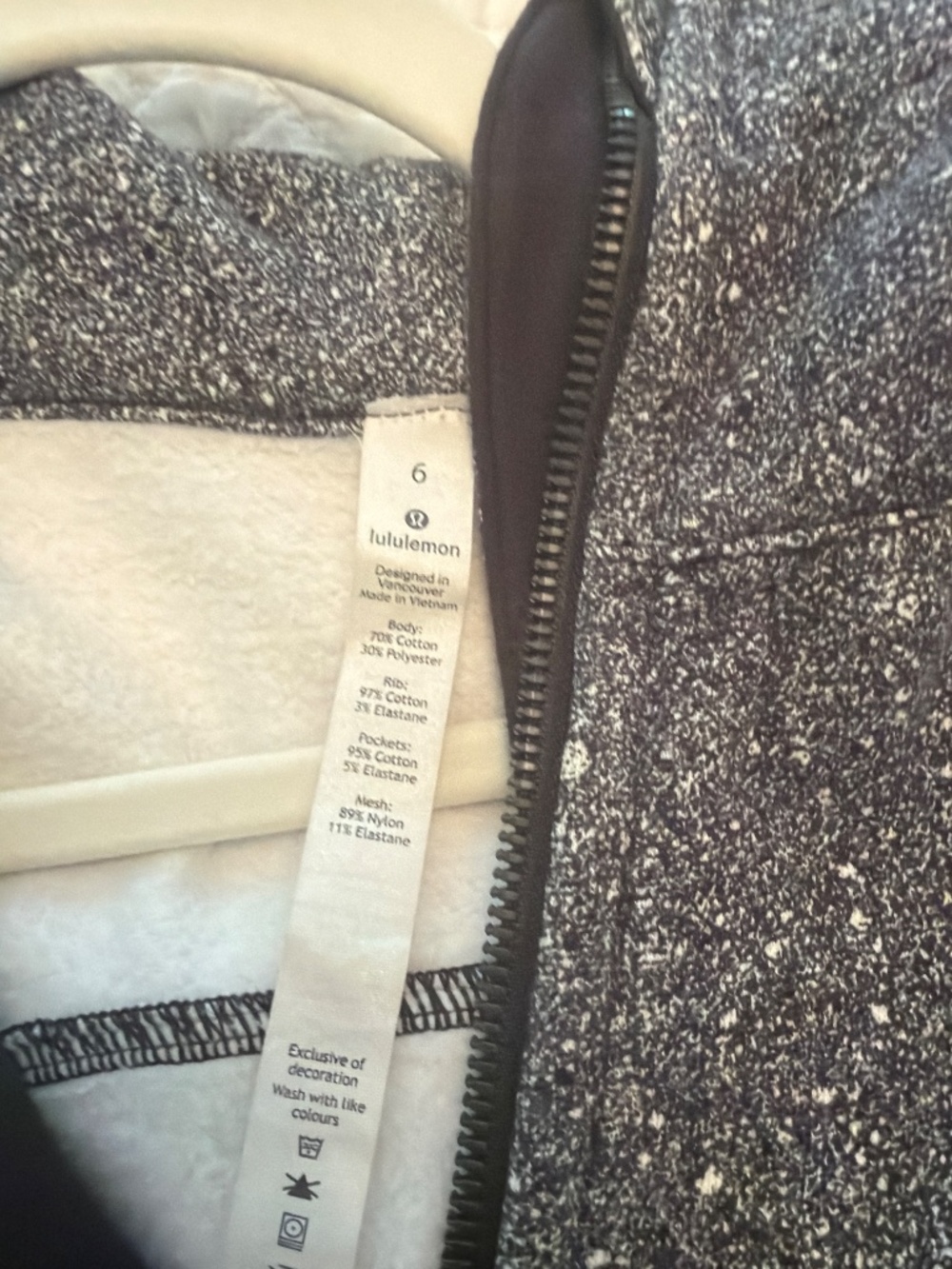 Lululemon jacket - Picture 3 of 3